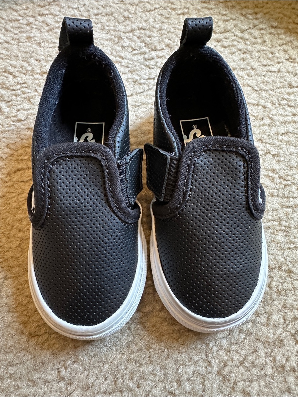 7.5 kids black vans